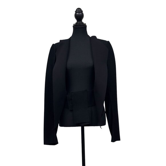 Elegant Black Blazer for Women - Picture 1 of 10